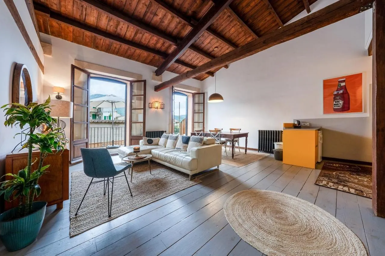 בית הארחה מלון סולר Loft1882
